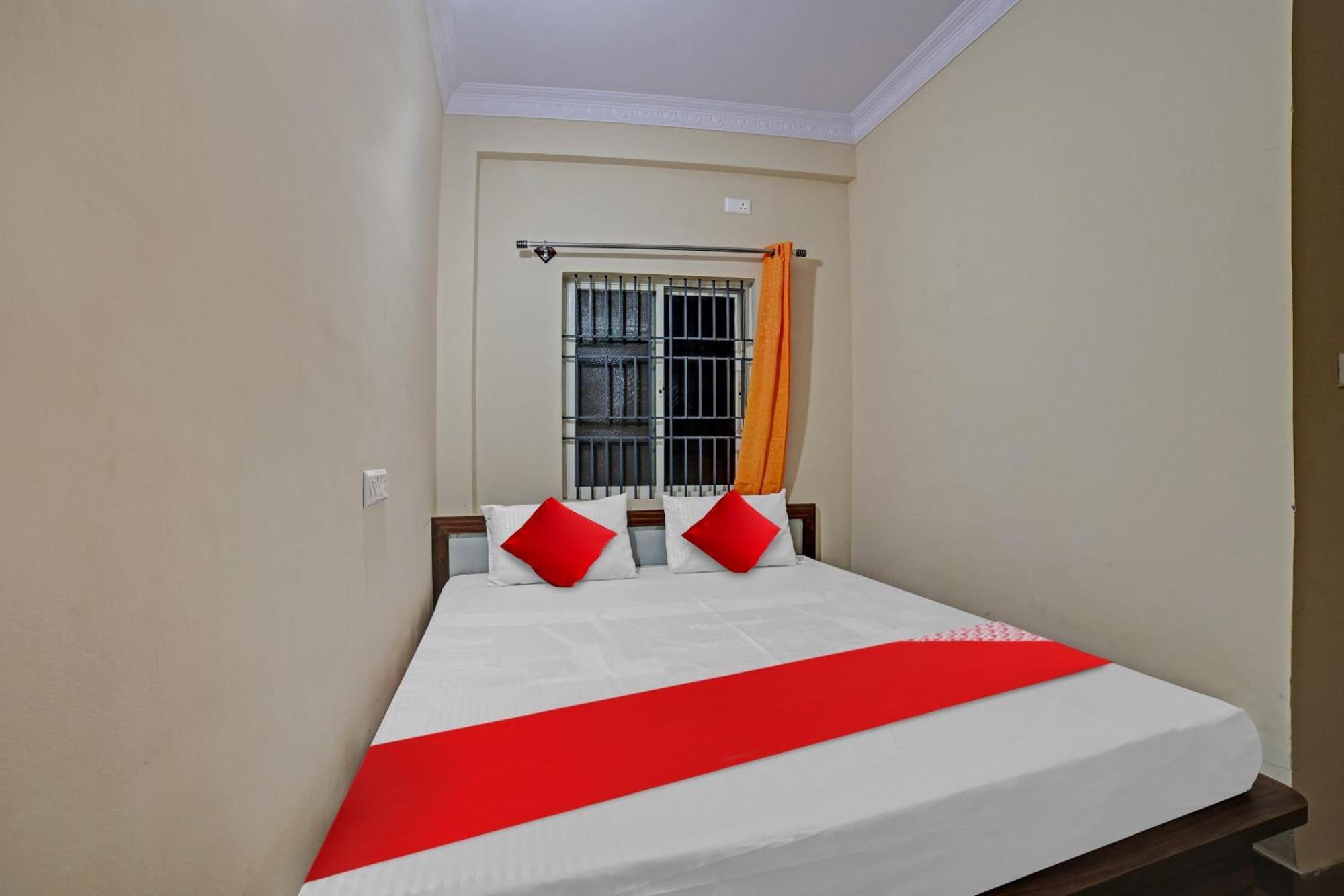 Spot On 81074 Sk Lodge Bangalore Exterior foto